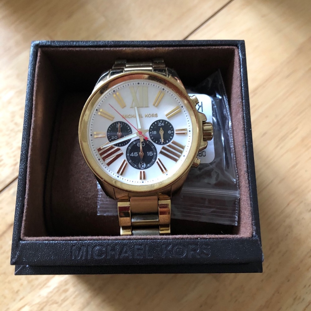 Michael Kors gold watch women’s - Picture 5 of 6